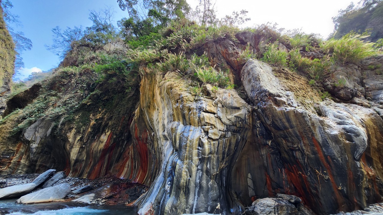 屏東,霧台,哈尤溪,溫泉,彩岩,魯凱族,原住民文化,自然景觀,山海戀單車