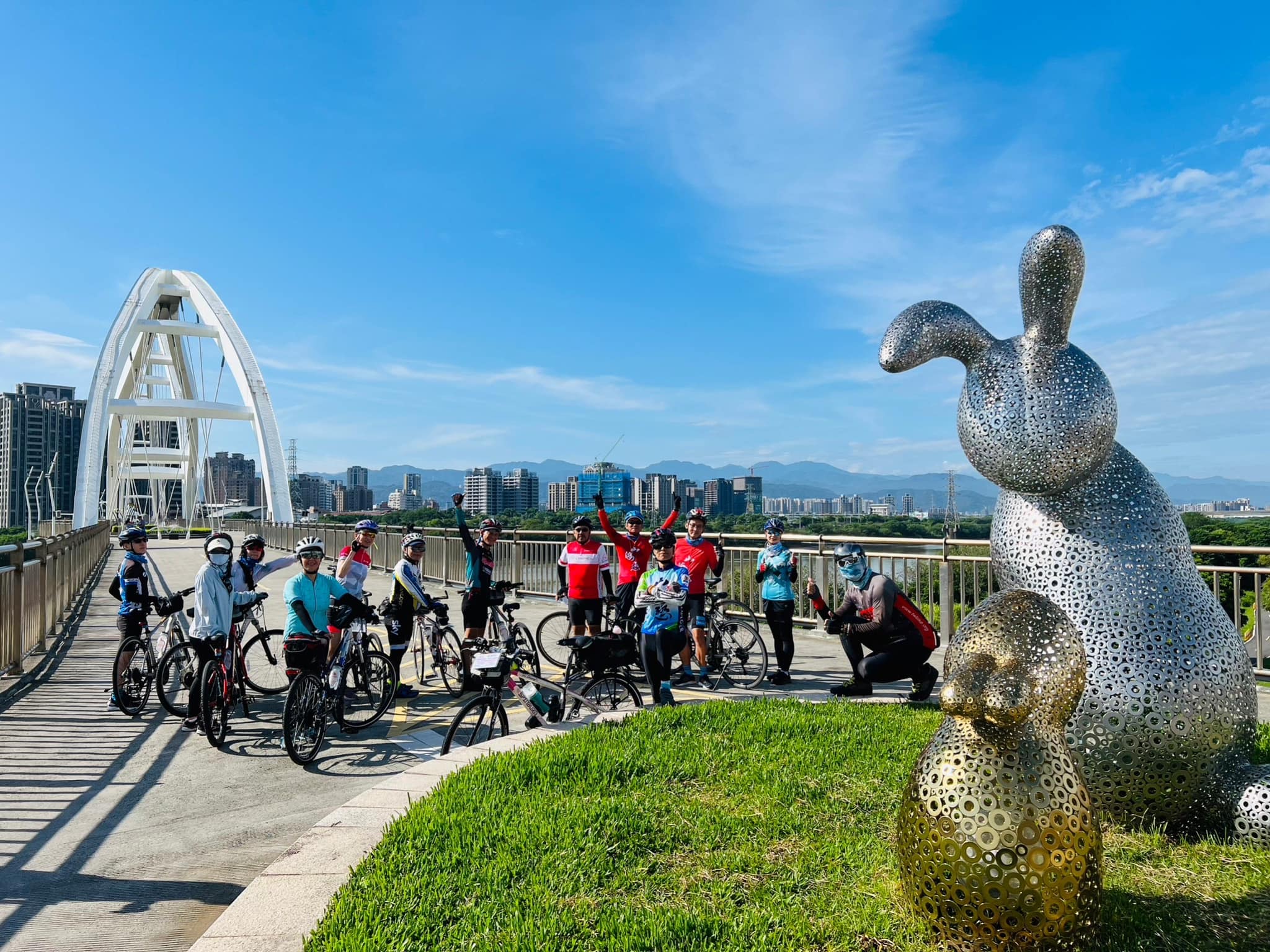 新北,新莊,新月橋,鋼拱橋,橋樑,山海戀單車