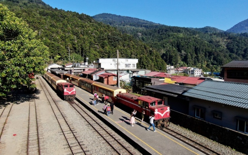 【2026/05/31_阿里山雙鐵（鐵馬鐵道）騎旅4日】拜訪18個阿里山鐵路車站，結合鐵馬與鐵道的獨特體驗，騎行與健行交替。
