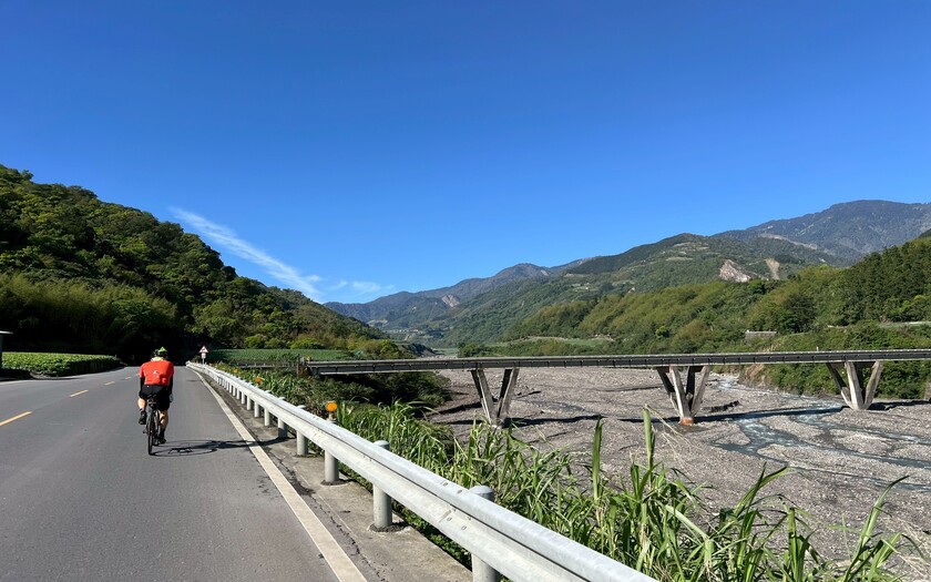 運動與健康,單車騎行,單車旅行,台灣車友,海外車友騎台灣,山海戀單車,台灣脊梁山脈新雙塔縱騎,剖地瓜,單車看見台灣,精彩回顧,南山部落,思源埡口,南湖大山登山口,環山部落,清泉橋,張雨生之家,梨山1956秘密花園,好望角飯店