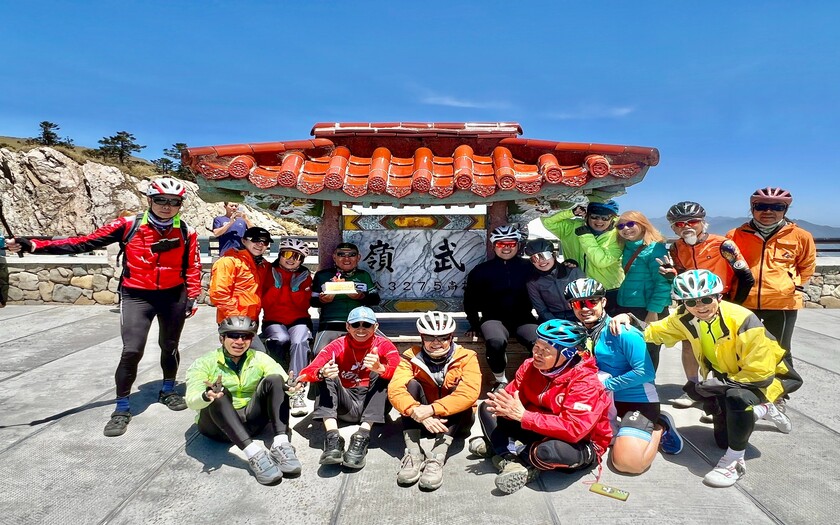 運動與健康,單車騎行,單車旅行,美國車友,台灣眷村文化,剖地瓜,台灣脊梁山脈雙塔,山海戀單車,單車看見台灣,山海戀車友故事,海外車友騎台灣,退休人生