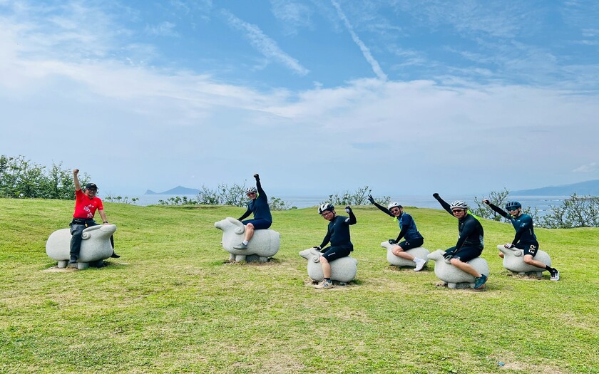 運動與健康,單車騎行,單車旅行,香港車友,海外車友騎台灣,山海戀單車,專案訂製,三貂富貴東北雙塔,單車看見台灣,精彩回顧,三貂角燈塔,舊草嶺隧道,四角窟觀景台,卯澳石頭古厝,龍門吊橋,平林休閒農場