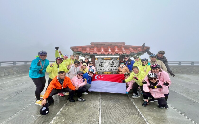 運動與健康,單車騎行,單車旅行,CyclingTaiwan,CyclingAdventure,CustomTourGroup,OverseasCyclistsInTaiwan,新加坡車友,海外車友騎台灣,山海戀單車,專案訂製,北進武嶺,日月潭,合歡山管理站,清境高空步道,88K公路標誌,清境童話超商,清境之星樂活民宿