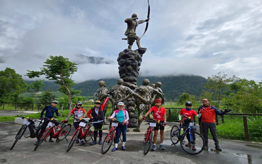運動與健康,單車騎行,單車旅行,CyclingTaiwan,CyclingAdventure,單車看見台灣,另類單車環島,南北橫山海線,單車環島,單車旅遊,自行車旅遊,海外車友騎台灣,愛騎愛玩愛台灣,biketour,CyclingTaiwan,BicycleTravel,池上車站,大坡池,阿嬤的叮囑,漂鳥197,富里稻草藝術季,東里鐵馬驛站,金剛好事館,靜浦千禧山莊,彎進來無菜單料理