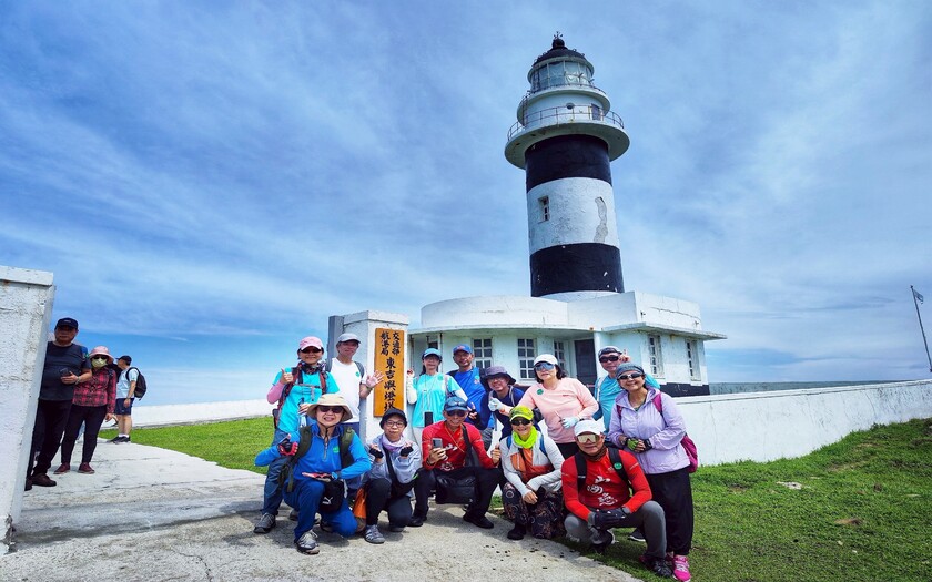 運動與健康,單車騎行,單車旅行,CyclingTaiwan,CyclingAdventure,單車看見台灣,BicycleTravel ,花火鐵馬跳島趣,澎湖單車旅行,澎湖南方四島,七美雙心石滬,東吉嶼燈塔,藍洞奇景,小台灣玄武岩,七美人塚傳說,海上皇宮花火節,澎湖無人機煙火