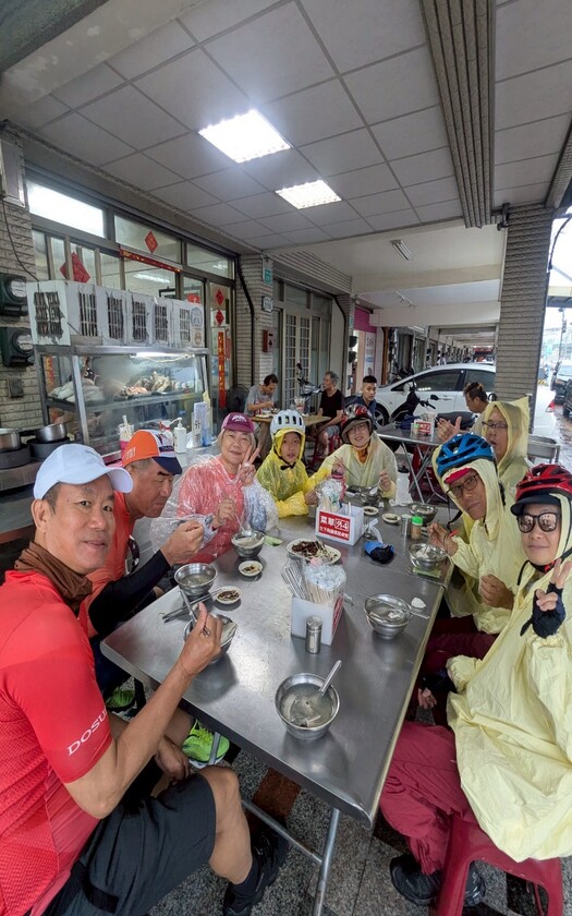 運動與健康,單車騎行,單車旅行,CyclingTaiwan,CyclingAdventure,單車看見台灣,香腸博物館,台灣歷史博物館,台江文化中心,興達港,虱目魚料理