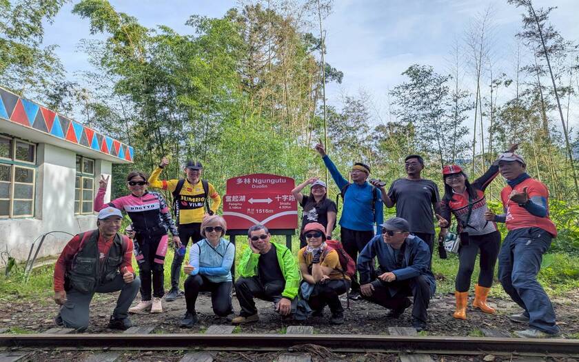 CyclingTaiwan,CyclingAdventure,阿里山雙鐵,台灣旅遊,騎行台灣,單車看見台灣,戀山戀海戀單車,愛騎愛玩愛台灣,biketour,多林車站,得恩亞納合掌村,迷糊步道,十字路車站,二萬坪黑森林,奮起湖,阿里山