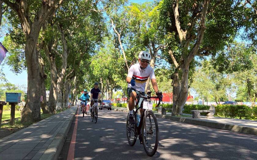 CyclingTaiwan,CyclingAdventure,單車看見台灣,台灣旅遊,單車騎行台灣,海外車友遊台灣,嘉南風景,古坑綠色隧道,大埔社區,桶頭吊橋,萬年峽谷