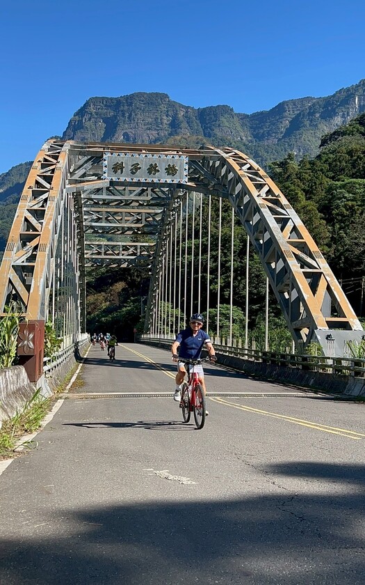 CyclingTaiwan,CyclingAdventure,單車看見台灣,台灣旅遊,單車騎行台灣,海外車友遊台灣,得恩亞納,來吉部落,寒溪尼,奮起湖,大凍山,鄒族文化,梅園樓飯店