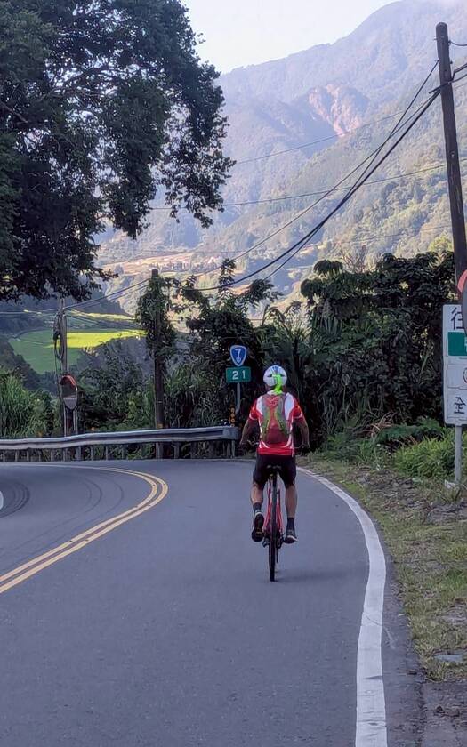 CyclingTaiwan,CyclingAdventure,單車看見台灣,台灣旅遊,單車騎行台灣,海外車友遊台灣,脊梁山脈新雙塔縱騎,雙塔縱騎挑戰,biketour,太平山森林區,南山高麗菜田,思源埡口,陵後宮,環山7ELEVEN,張雨生之家,1956風之谷,飛燕城堡