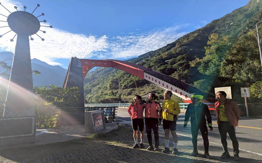 CyclingTaiwan,CyclingAdventure,單車看見台灣,台灣旅遊,單車騎行台灣,海外車友遊台灣,脊梁山脈新雙塔縱騎,雙塔縱騎挑戰,玉山觀景臺,塔塔加夫妻樹,鹿林神木,特富野古道,阿里山森林遊樂區