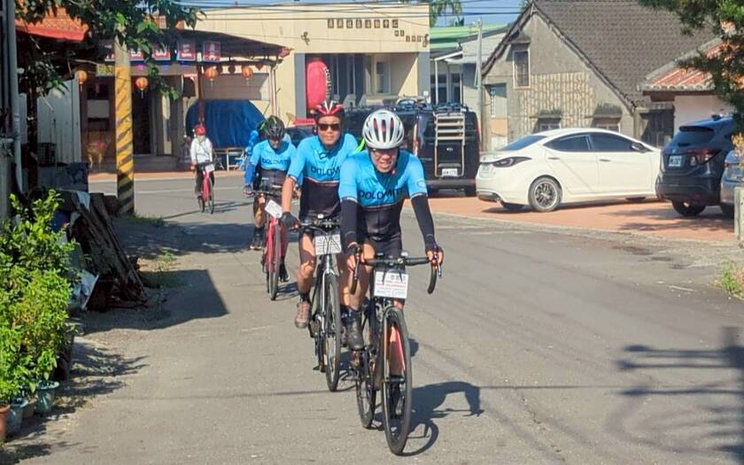 CyclingTaiwan,CyclingAdventure,單車看見台灣,台灣旅遊,單車騎行台灣,海外車友遊台灣,剖地瓜,吾拉魯茲部落,萬金聖母聖殿,泗林綠色隧道