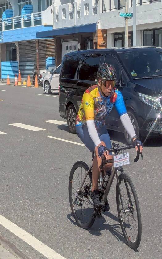 CyclingTaiwan,CyclingAdventure,單車看見台灣,台灣旅遊,單車騎行台灣,海外車友遊台灣,剖地瓜,枋山海豚灣,福安宮,恒春古城,船帆石,鵝鑾鼻燈塔