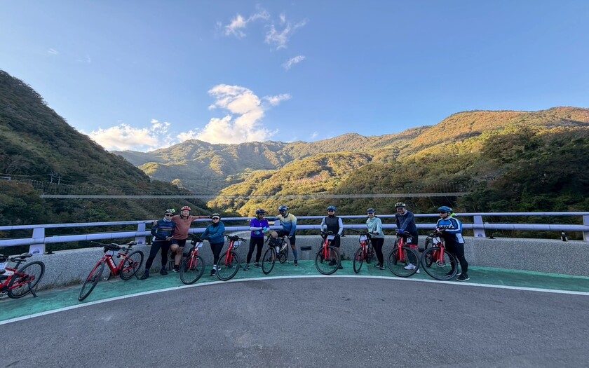 CyclingTaiwan,CyclingAdventure,單車看見台灣,台灣旅遊,單車騎行台灣,專案團,北桃竹羅馬假期,內灣,富貴車站,宇老觀景台,老鷹溪步道,三光大橋,爺亨梯田