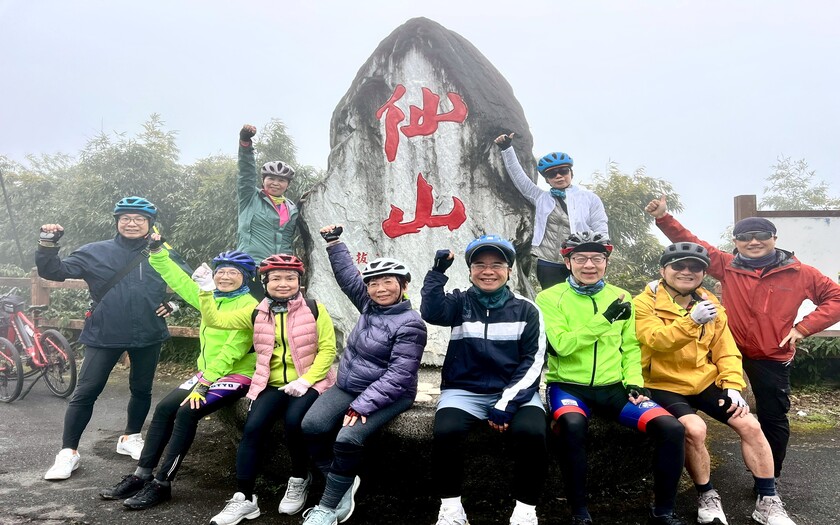 CyclingTaiwan,CyclingAdventure,單車看見台灣,台灣旅遊,單車騎行台灣,海外車友遊台灣,仙山,靈洞宮,苗栗獅潭,油菜花鄉道,雲霧騎行,戀山戀海戀單車,山海戀單車