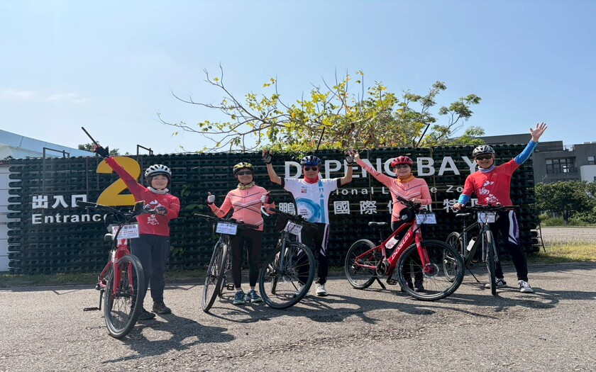 CyclingTaiwan,CyclingAdventure,單車看見台灣,台灣旅遊,單車騎行台灣,專案團,大鵬灣,崎峰濕地,鵬灣跨海大橋,東隆宮,東港,小琉球,珊瑚礁島,綠蠵龜,biketour