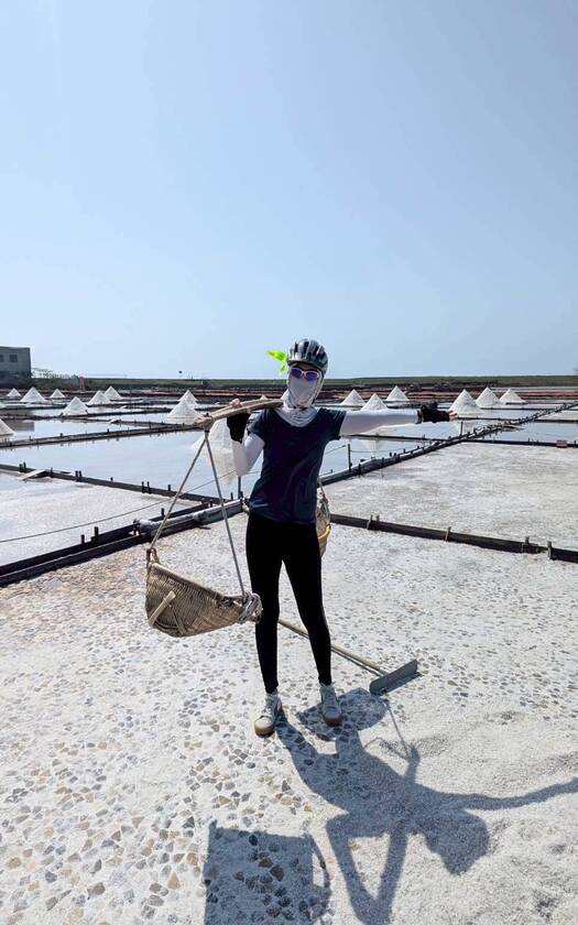 CyclingTaiwan,CyclingAdventure,單車看見台灣,台灣旅遊,單車騎行台灣,海外車友遊台灣,西拉雅國家風景區,總爺藝文中心,井仔腳瓦盤鹽田,生命之樹,國聖燈塔,黑面琵鷺保護區,黑琵食堂,biketour