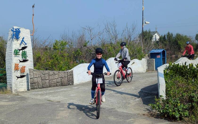 CyclingTaiwan,CyclingAdventure,單車看見台灣,台灣旅遊,單車騎行台灣,海外車友遊台灣,台灣歷史博物館,鹿耳門天后宮,府城天險,台江國家公園,安平樹屋,德記洋行,德陽艦,周氏蝦捲,台南小吃,biketour