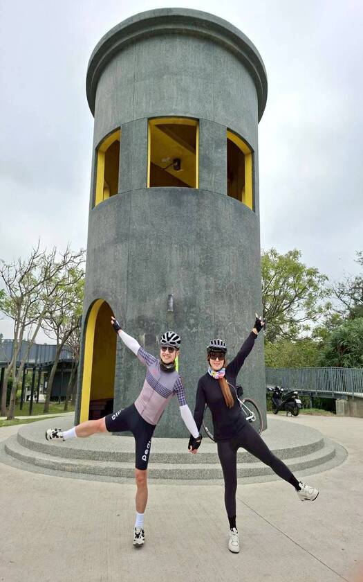 CyclingTaiwan,CyclingAdventure,單車看見台灣,台灣旅遊,海外車友騎台灣,台61西濱公路,十七公里海岸線,大山車站,新埔車站,西湖溪自行車鐵橋,通霄精鹽廠,大安龜殼生態公園,鹿港老街