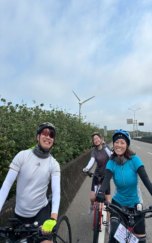 CyclingTaiwan,CyclingAdventure,單車看見台灣,台灣旅遊,海外車友騎台灣,台61西濱公路,十七公里海岸線,大山車站,新埔車站,西湖溪自行車鐵橋,通霄精鹽廠,大安龜殼生態公園,鹿港老街