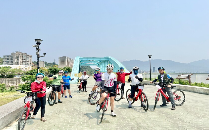 CyclingTaiwan,CyclingAdventure,單車看見台灣,台灣旅遊,海外車友騎台灣,剖地瓜,富貴角燈塔,北海岸騎行,關渡大橋,新月橋,大漢溪自行車道,小烏來,海外車友騎台灣,山海戀單車,biketour