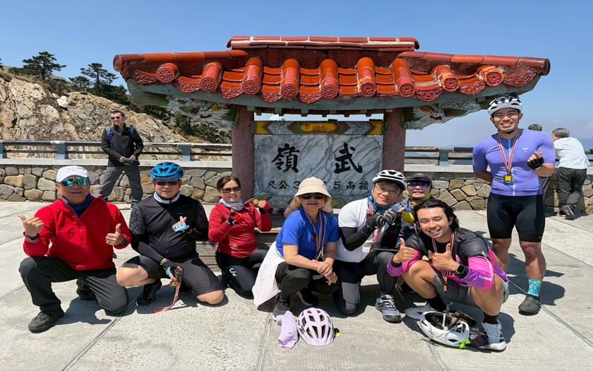 CyclingTaiwan,CyclingAdventure,單車看見台灣,台灣旅遊,海外車友騎台灣,脊梁山脈雙塔,剖地瓜,中橫公路,合歡山,武嶺,中央山脈,高山騎,霧社事件,海外車友騎台灣,山海戀單車,biketour