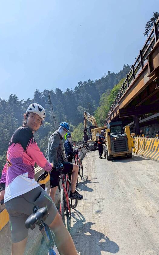 CyclingTaiwan,CyclingAdventure,單車看見台灣,台灣旅遊,海外車友騎台灣,脊梁山脈雙塔,剖地瓜,中橫公路,合歡山,武嶺,中央山脈,高山騎,霧社事件,海外車友騎台灣,山海戀單車,biketour