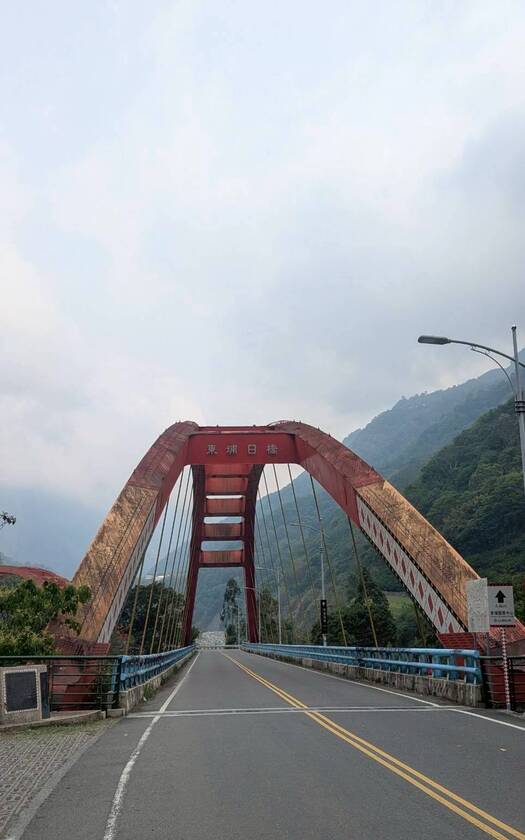 CyclingTaiwan,CyclingAdventure,單車看見台灣,台灣旅遊,海外車友騎台灣,脊梁山脈雙塔,剖地瓜,日月潭,文武廟,九蛙疊像,玄光寺,信義鄉,陳有蘭溪,山通大海,山海戀單車,biketour