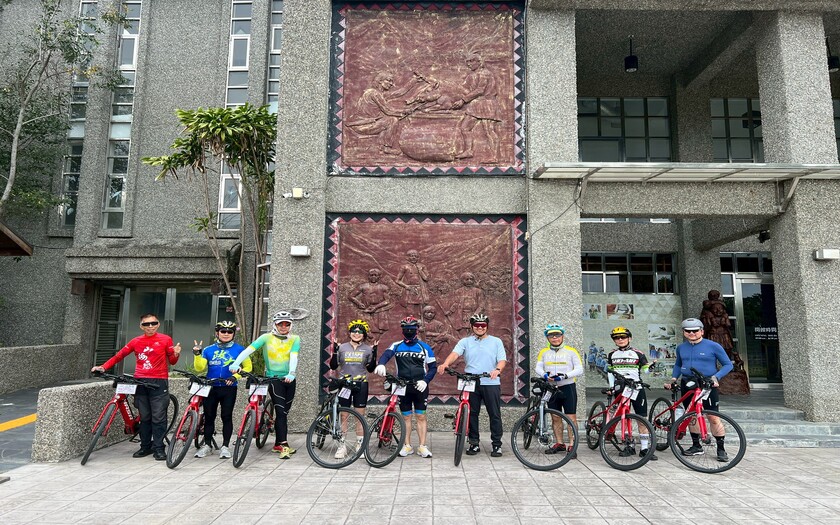 CyclingTaiwan,CyclingAdventure,單車看見台灣,台灣旅遊,專案團,花東經典遊,海端布農族文化館,關山米國學校,瑞源車站,二層坪水橋,脫線牧場,梨迦初走,十股綠色隧道,台東車站