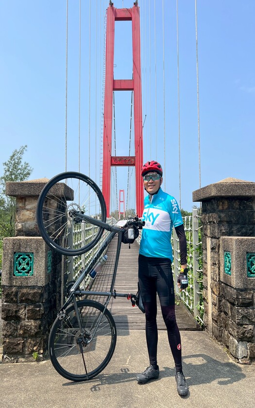 CyclingTaiwan,CyclingAdventure,單車看見台灣,台灣旅遊,海外車友騎台灣,東北角雙塔, 三貂角燈塔,舊草嶺隧道,福隆便當,龍門大橋,貢寮車站,梅竹蹊自行車道
