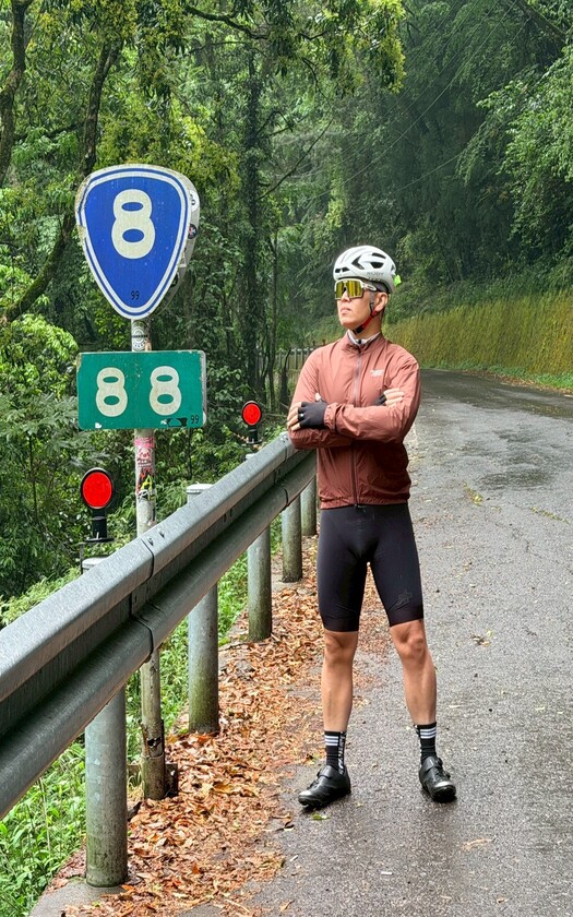 CyclingTaiwan,CyclingAdventure,單車看見台灣,台灣旅遊,脊梁山脈雙塔,剖地瓜,專案團,中橫公路,大禹嶺,武嶺,清境,埔里