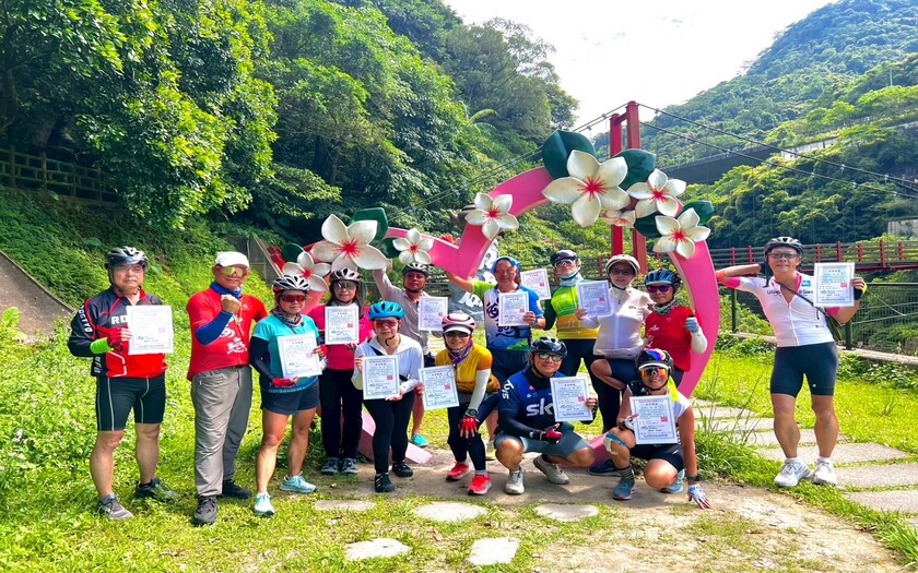 CyclingTaiwan,CyclingAdventure,單車看見台灣,台灣旅遊,單車環島,海外車友騎台灣,蘭陽博物館,舊草嶺隧道,福隆車站,雙溪荷花園,平溪老街,菁桐天燈館,淡蘭吊橋,台灣環島之旅