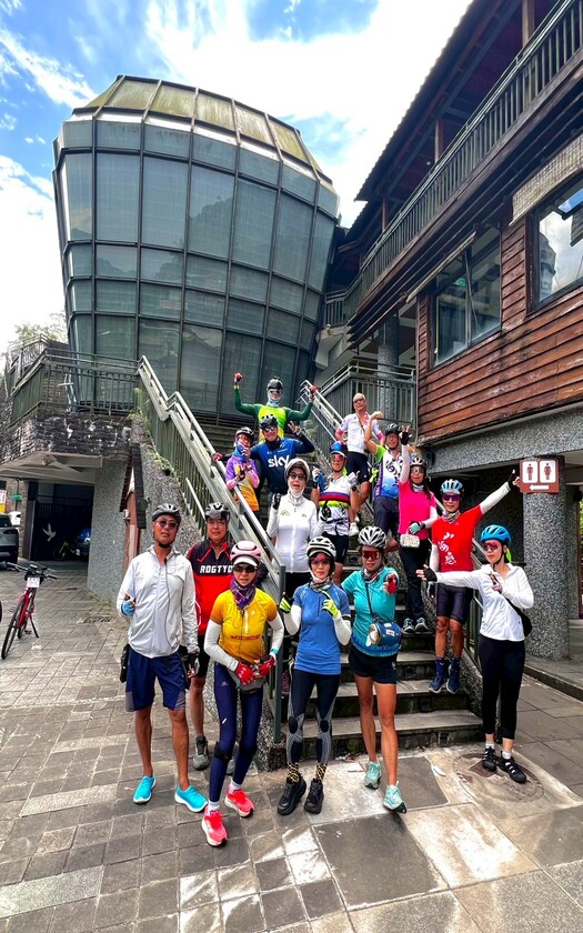 CyclingTaiwan,CyclingAdventure,單車看見台灣,台灣旅遊,單車環島,海外車友騎台灣,蘭陽博物館,舊草嶺隧道,福隆車站,雙溪荷花園,平溪老街,菁桐天燈館,淡蘭吊橋,台灣環島之旅