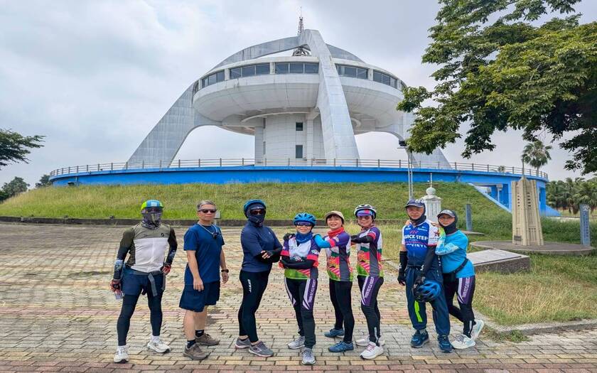 CyclingTaiwan,CyclingAdventure,單車看見台灣,台灣旅遊,嘉南美食美景尋騎,太保烏山頭林鳳營,品皇咖啡觀光工廠,水上北回歸線,北回歸線太陽館,白人牙膏觀光工廠,後壁車站,無米樂,白河,烏山頭水庫,珊瑚潭,八田與一紀念館,六甲國小,林鳳營車站