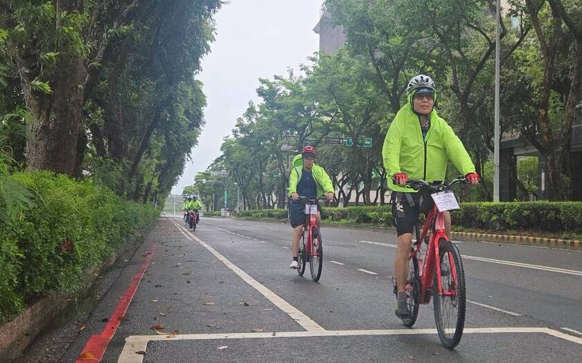 CyclingTaiwan,CyclingAdventure,單車看見台灣,台灣旅遊,biketour,嘉南美食美景尋騎,安平茄萣歸仁,藍晒圖文創園區,漁光島,虱目魚主題館,黑橋牌香腸博物館,新百祿燕窩觀光工廠,黃金海岸,興達港,虱目魚丸,牛庄牛肉湯