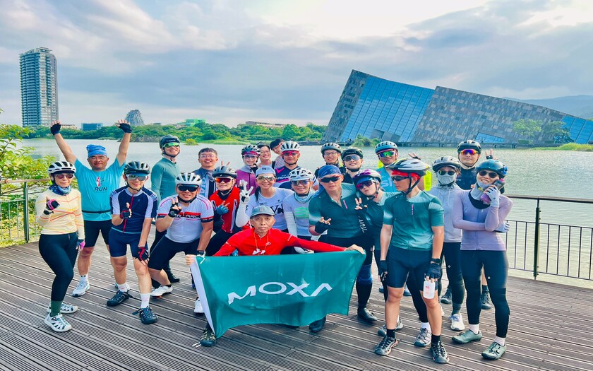 CyclingTaiwan,CyclingAdventure,單車看見台灣,台灣旅遊,biketour,專案團,經典單車環島,Moxa,四零四科技,Moxa單車環島,專案團,花蓮頭城,東澳車站,蘇花公路,開路先鋒爺,粉鳥林海灣,烏岩角,中央山脈起點,南方澳觀景台,蘇澳冷泉,壯圍沙丘生態園區,大福觀景台,龜山島,烏石港,蘭陽博物館,OAHOTEL