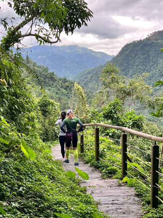CyclingTaiwan,CyclingAdventure,單車看見台灣,台灣旅遊,biketour,海外車友騎台灣,阿里山新雙鐵,鐵馬鐵道,阿里山林業鐵路,太平,巧雲小棧,龍王金殿,太興飛瀑,梨園寮車站,交力坪車站,雲潭瀑布,水社寮車站,檜木列車,圓潭自然生態園區,瑞里綠色隧道,青葉山莊,阿里山騎旅,台灣單車旅行