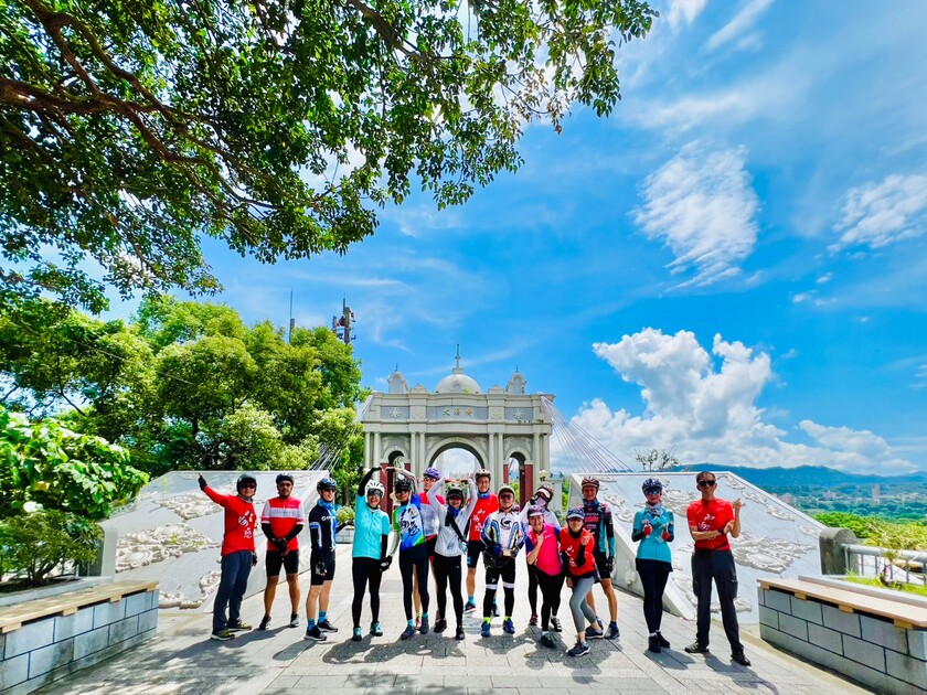 運動與健康,單車騎行,單車旅行,台灣車友,O型單車環島壯遊蘇花,山海戀單車,單車看見台灣,山海戀車友故事,退休人生