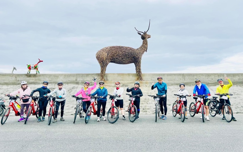 運動與健康,單車騎行,單車旅行,新加坡車友,專案訂製行程,海外車友騎台灣,花東山海大地藝術踩風,山海戀單車,單車看見台灣,山海戀車友故事
