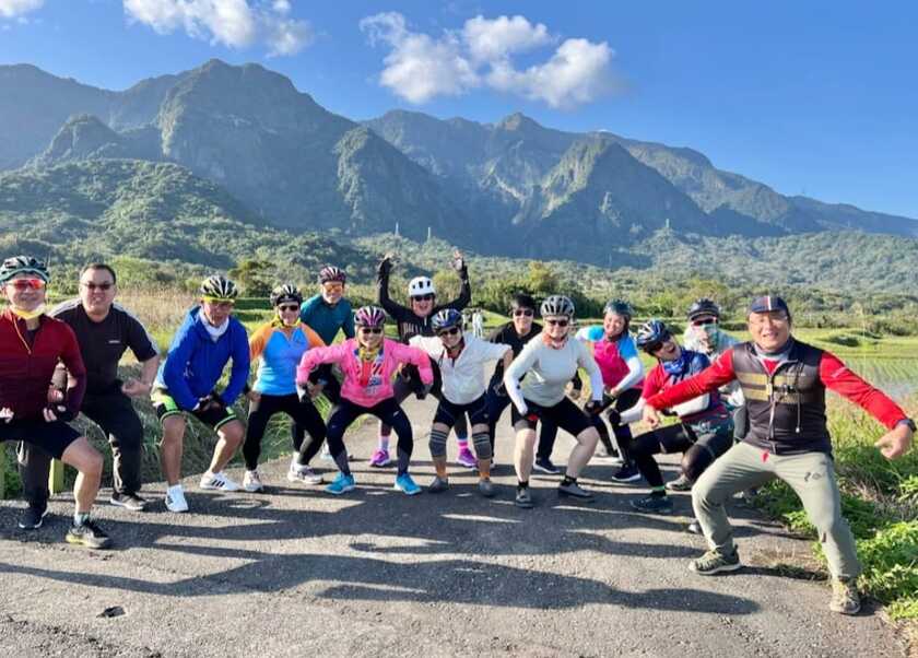 運動與健康,單車騎行,單車旅行,新加坡車友,專案訂製行程,海外車友騎台灣,花東山海大地藝術踩風,山海戀單車,單車看見台灣,山海戀車友故事